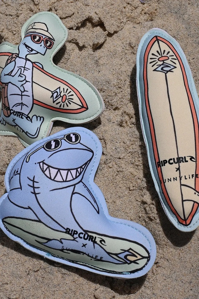 SunnyLife úszós játékkészlet gyerekeknek Shred Turtle Aqua x Rip Curl 3 db többszínű RCDIVSTA