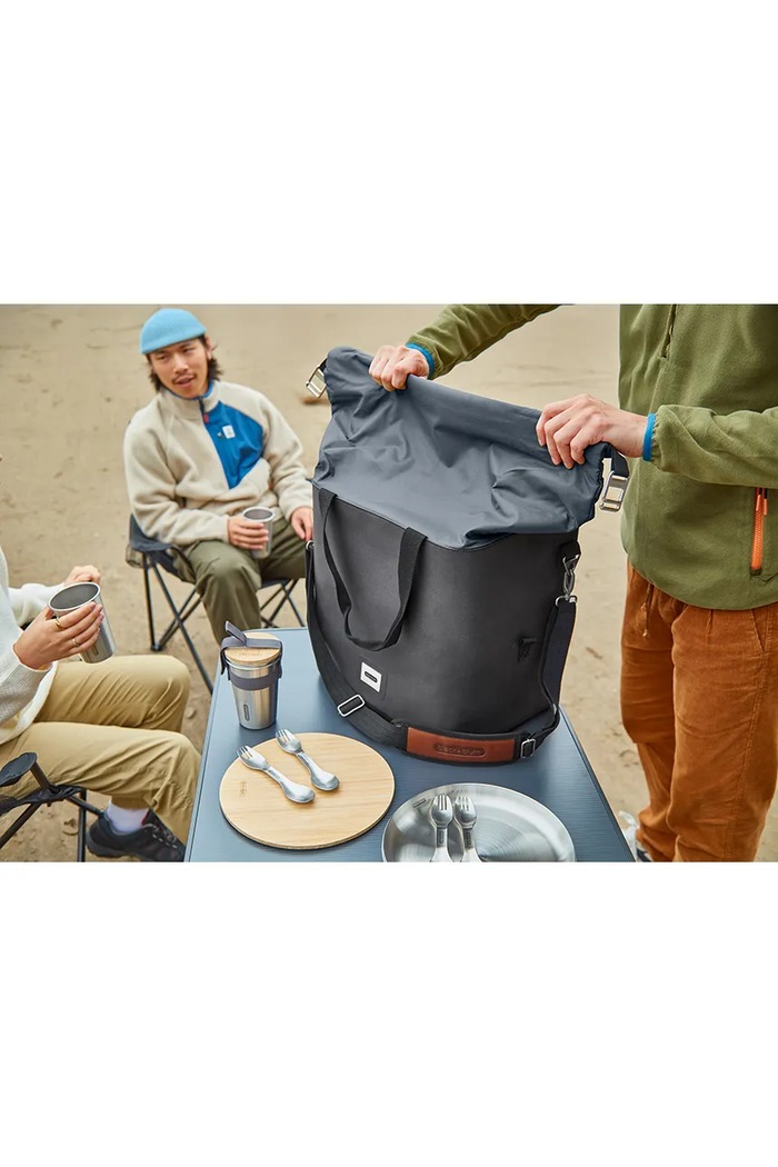 Black and Blum geantă termică 25 L LIC021