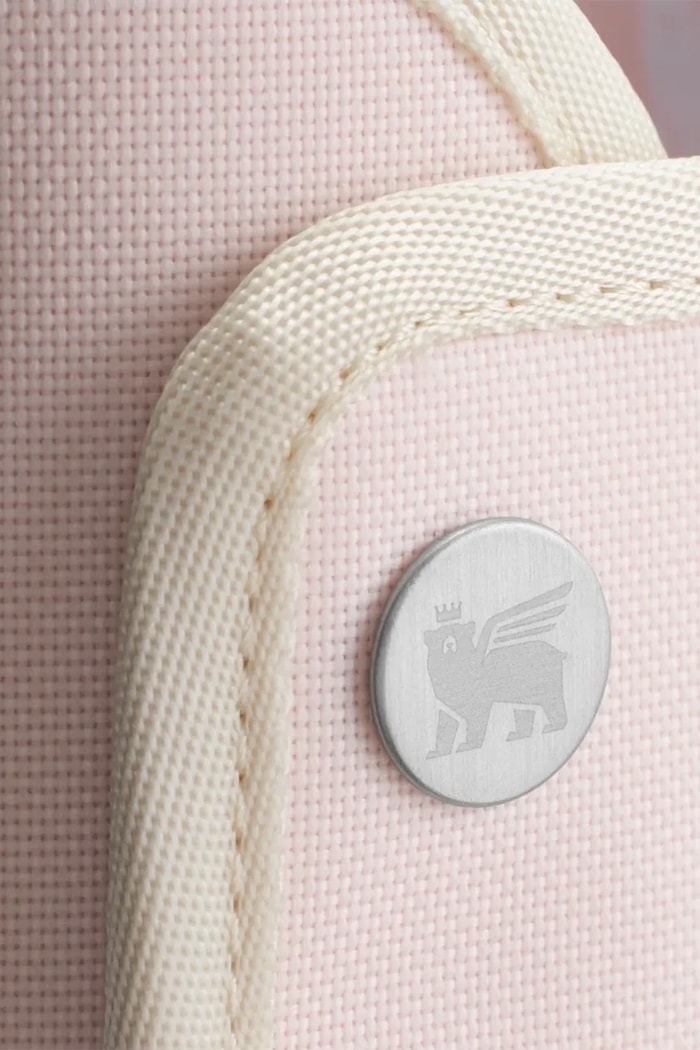 Stanley husă cu curea pentru o cană termică The All-Day Quencher Carry-All 1,18 l roz 10.13090.012