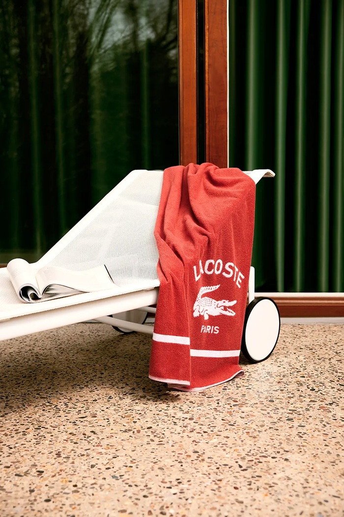 Аксесоари Памучна плажна кърпа Lacoste LORIGINE Sierra 90 x 160 cm 1043764 бордо