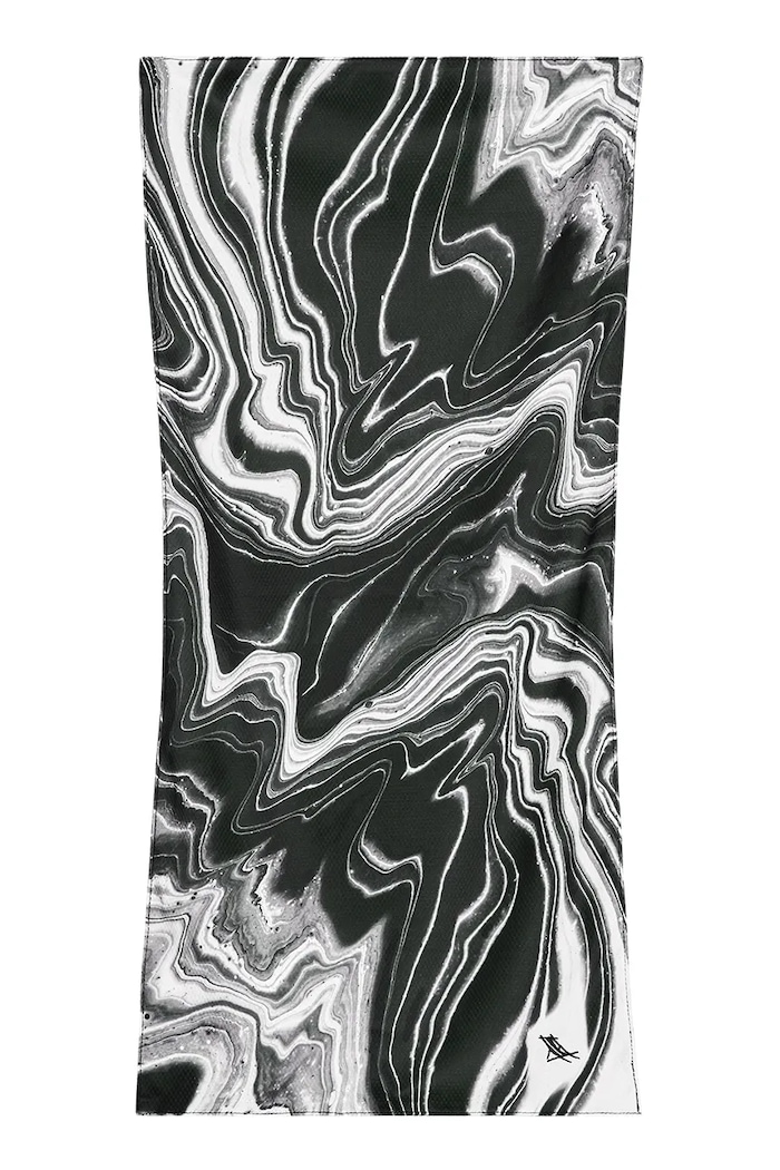 Dock & Bay hűsítő törülköző Space Odd 69 x 33 cm fekete COOL.MAR.BLACK