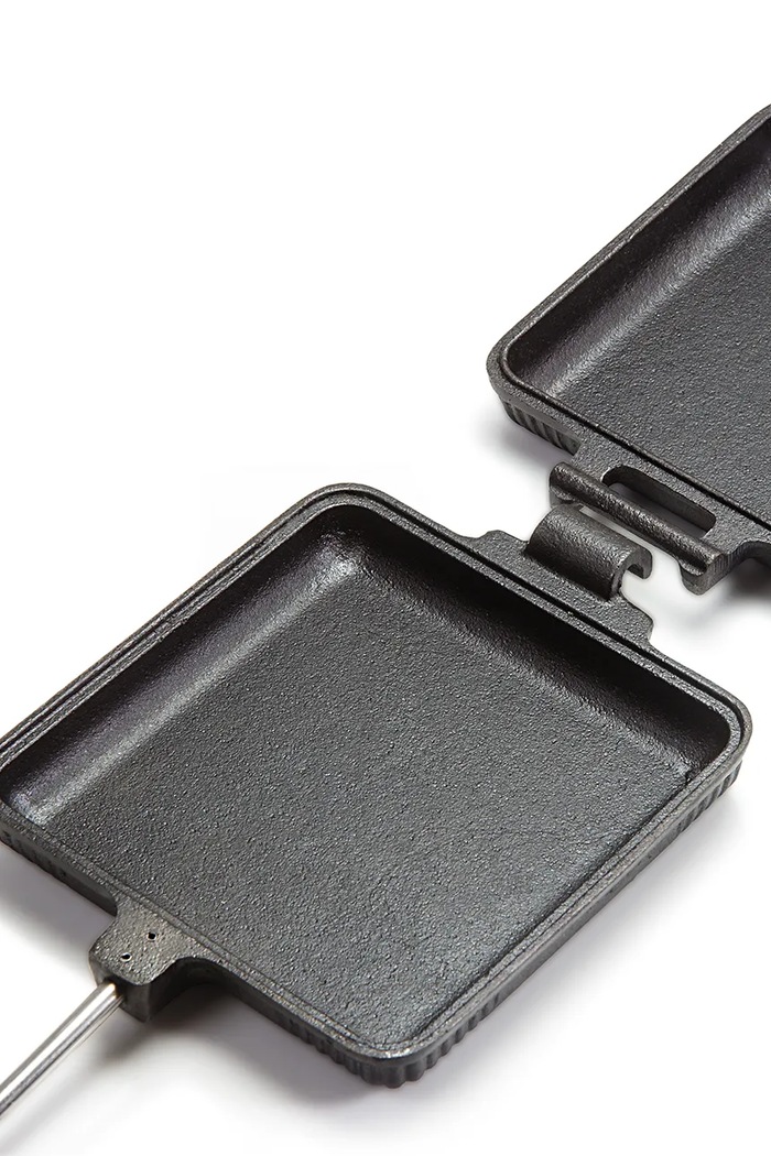 Življenjski slog Litoželezni opekač za sendviče Petromax Sandwich Iron 11 x 11 cm SW.IRON črna