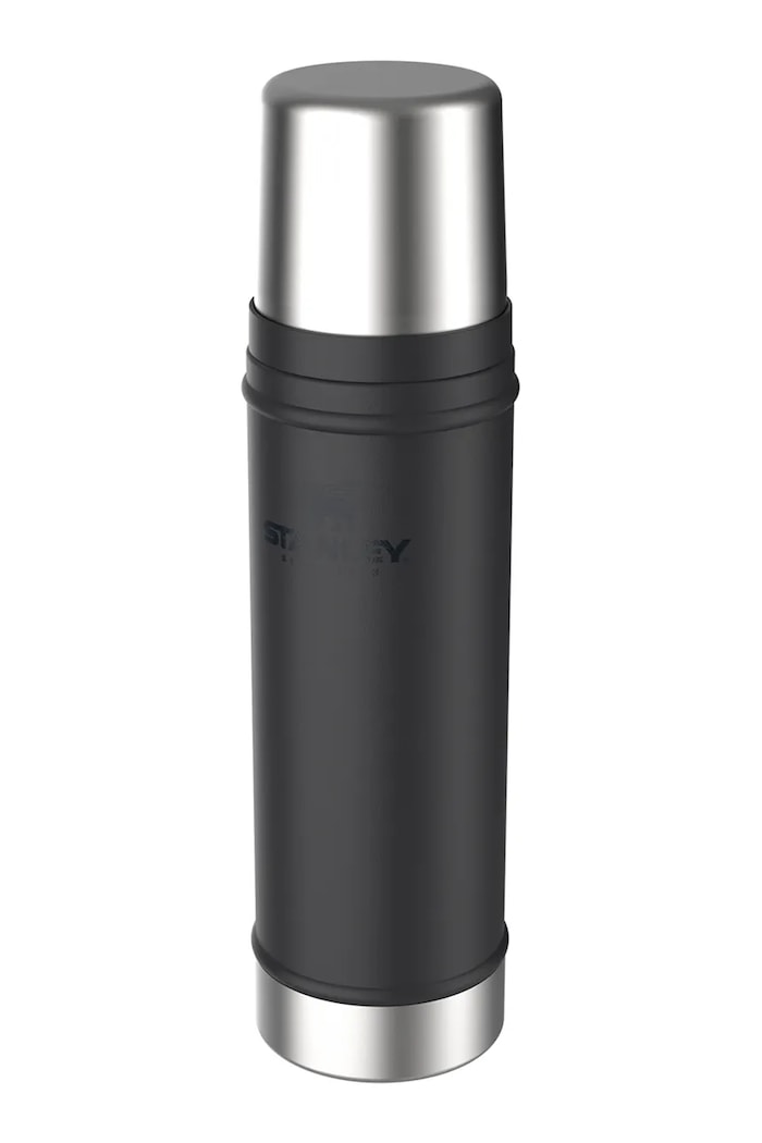 Accessories Stanley The Legendary Classic Bottle 0.6 l 10.11345.044 black