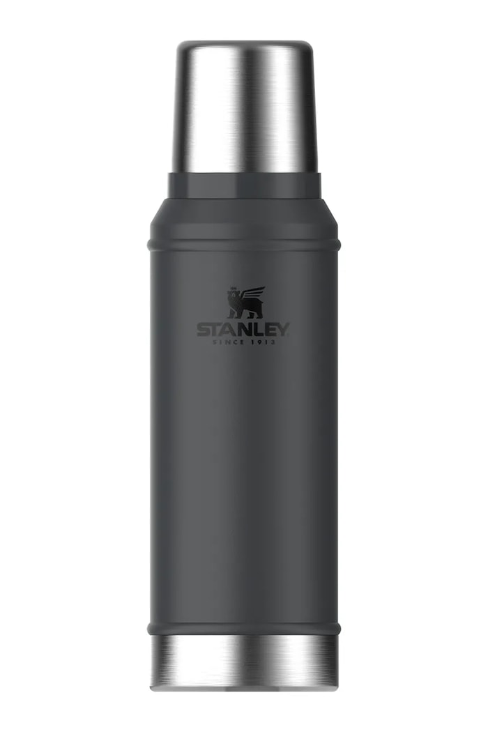 Θερμός Stanley The Legendary Classic Bottle 0,94 l μαύρο 10.11346.092