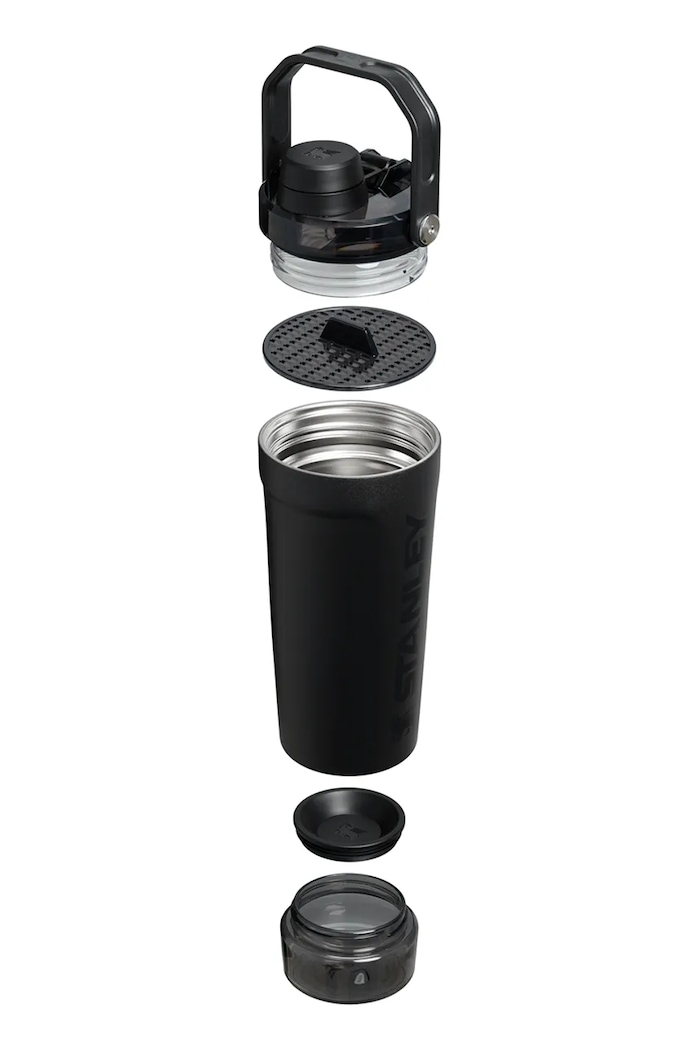 Življenjski slog Shaker za koktajle Stanley The Activate Shaker 0,6 L 10.13007.021 črna