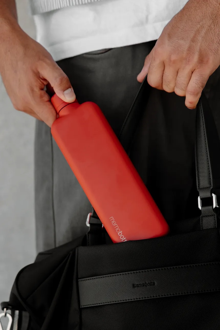 memobottle butelka na wodę ze stali nierdzewnej Slim M266 czerwony AA00