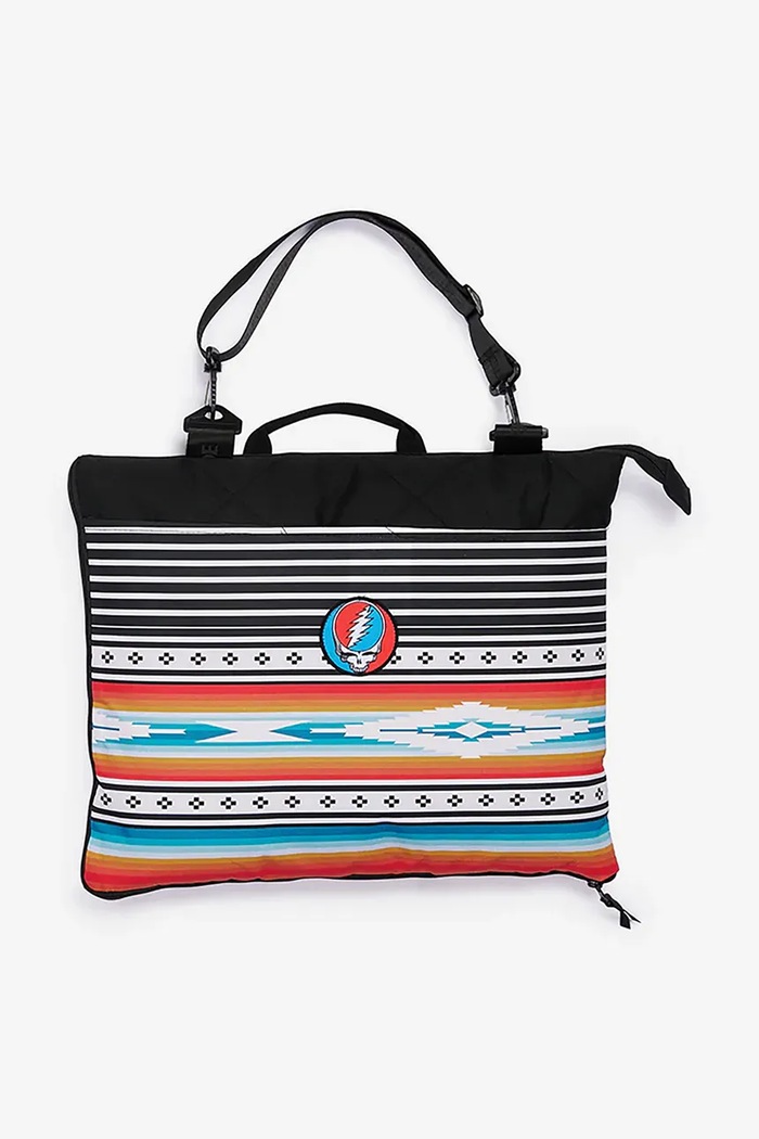 Lifestyle Slowtide koc piknikowy z tworzywa sztucznego 58 x 72 cm STPP006 multicolor