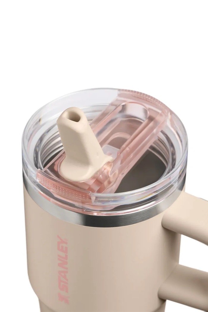 Lifestyle Stanley Kubek termiczny ze stali nierdzewnej Quencher® ProTour Flip Straw 0.59L 10.12484.0711 beżowy