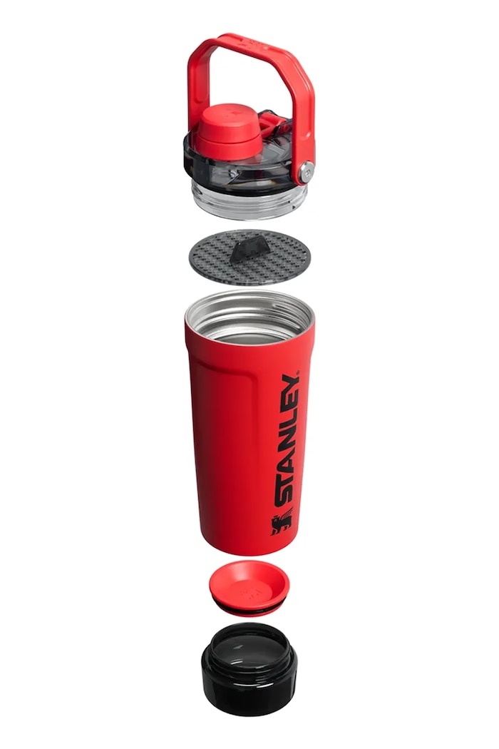 Lifestyle Stanley Shaker do koktajli ze stali nierdzewnej Vitalize™ Shaker 0.59L 10.13007.0121 czerwony