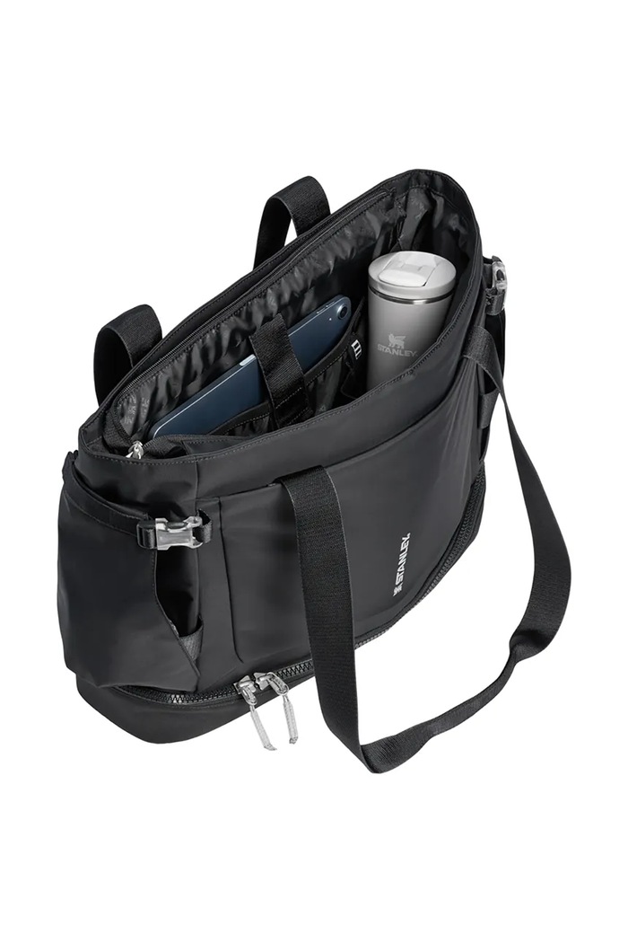 Stanley torba sportowa z tworzywa sztucznego The Vitalize™ Macro Method Tote 26.1L czarny 10.13033.0059