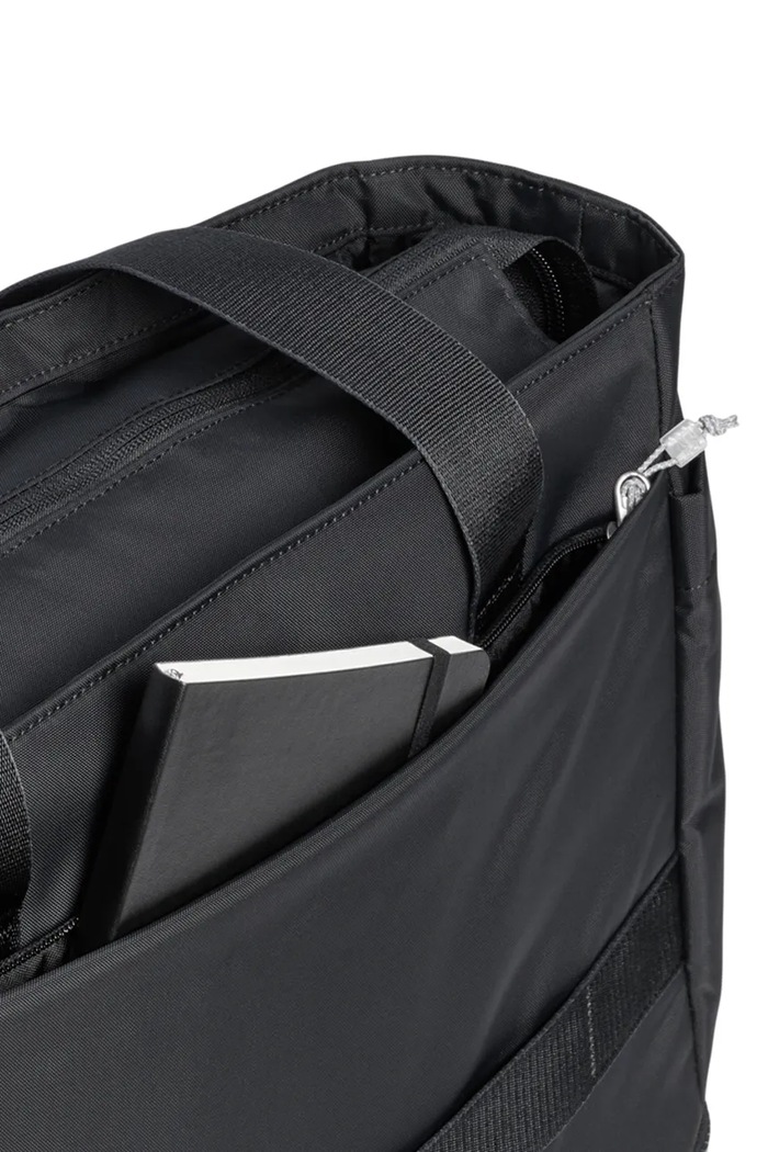 Stanley torba sportowa z tworzywa sztucznego The Vitalize™ Macro Method Tote 26.1L 10.13033.0059