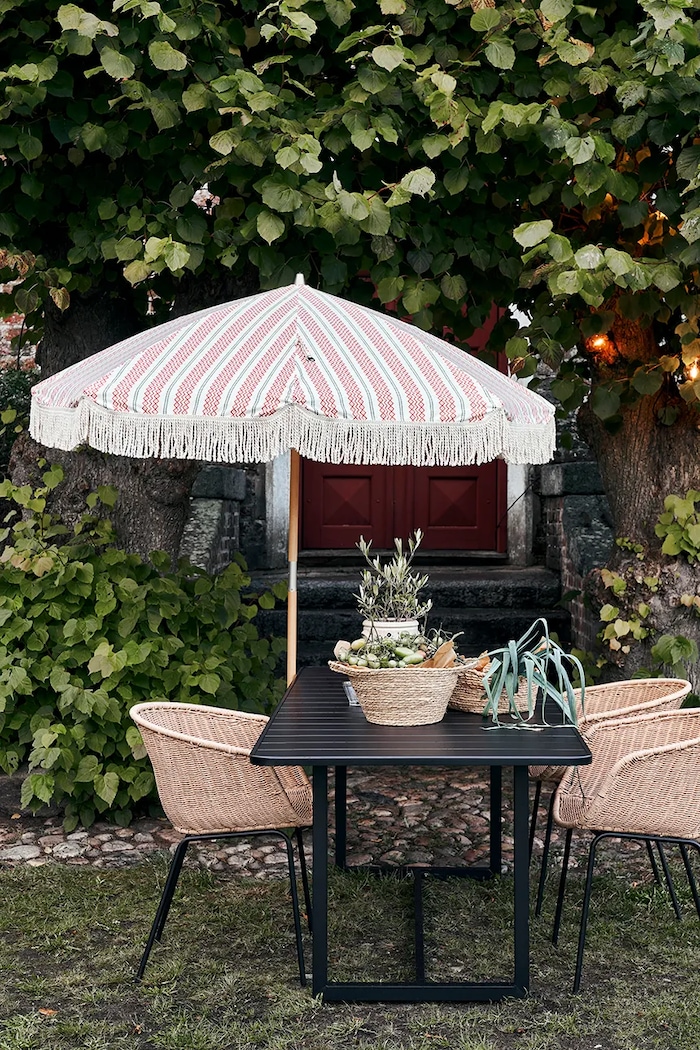 House Doctor parasol ogrodowy z tworzywa sztucznego 230 x 190 cm 263611020