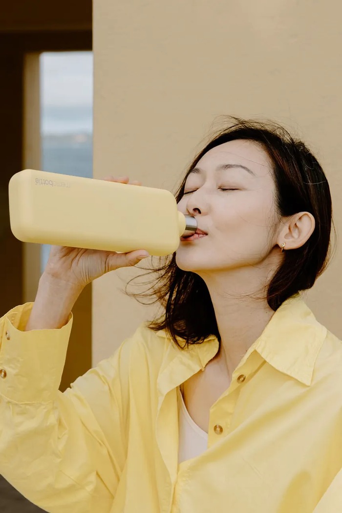 Lifestyle memobottle butelka na wodę ze stali nierdzewnej Slim M265. żółty