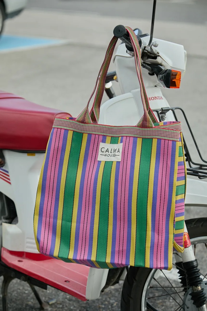 Calma House torba z tworzywa sztucznego 58 x 40 x 20 cm multicolor BERLINB4058AMA