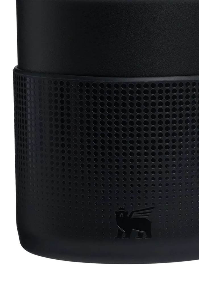 Lifestyle Stanley zestaw akcesoriów z silikonu do kubka Quencher 1,18l 10.12477.068 czarny