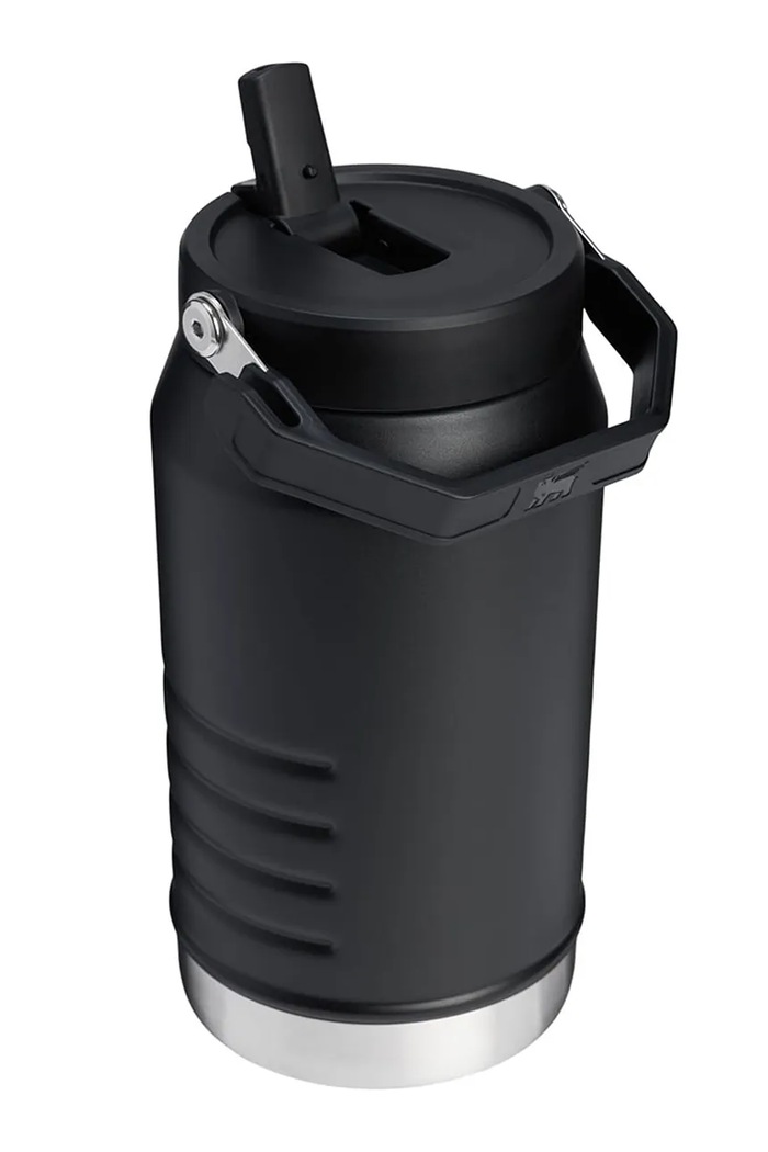 Stanley termosz palack rozsdamentes acél IceFlow™ Flip Straw 1,9 l 10.13085.039 fekete AA00