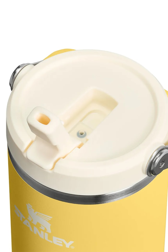 Lifestyle Stanley cană termică din oţel inoxidabil IceFlow Flip Straw 2.0 0,89 l 10.13424.0219 galben