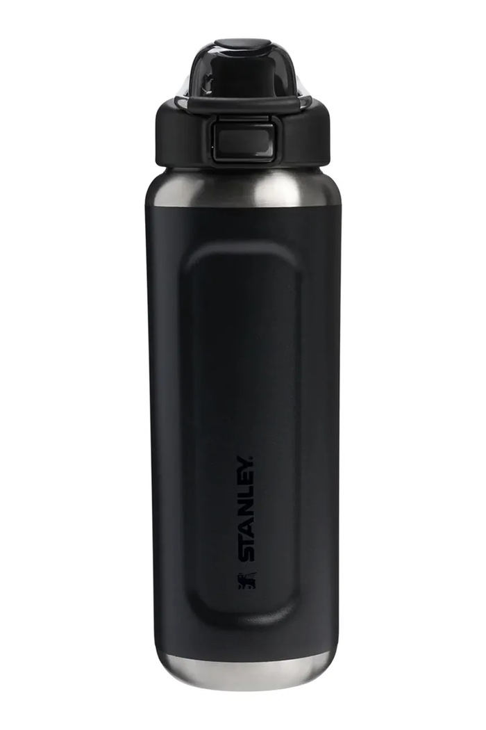 Stanley butelka termiczna ze stali nierdzewnej Classic Wellspring Black 0.7L czarny 10.13111.032