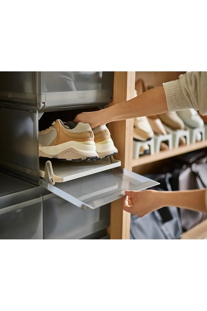 Sada úložných boxov na topánky Joseph Joseph Shoe Storage Box 6-pak 55014 sivá