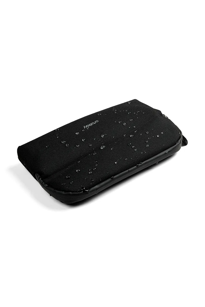 Potovalni pisarniški organizator Orbitkey Desk Pouch 22 x 12 x 5 cm WDP1.BLK.109 črna