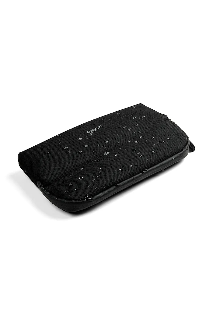 Potovalni pisarniški organizator Orbitkey Desk Pouch 22 x 12 x 5 cm WDP1.BLK.109 črna