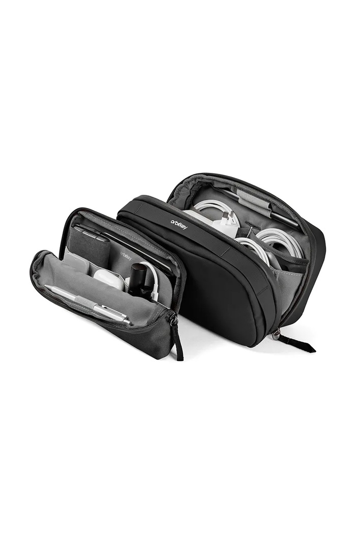 Potovalni organizator 2 v 1 Orbitkey Tech Pouch 23 x 14 x 8 cm črna WTP1.BLK.109