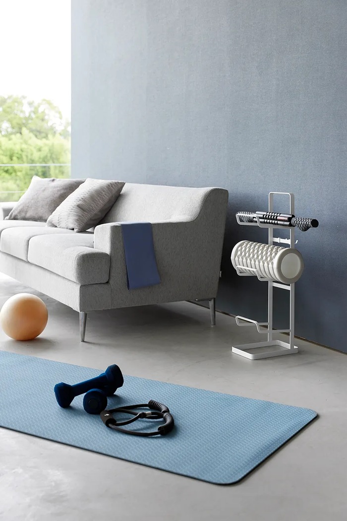 Stojan na fitness vybavení Yamazaki Tower 15 x 24 x 65,5 cm 2034. bílá