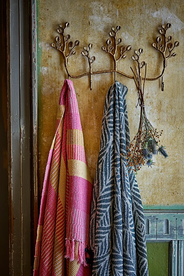 Nástenný vešiak Bloomingville Padova 57 x 31,5 x 5 cm hnedá 82065014