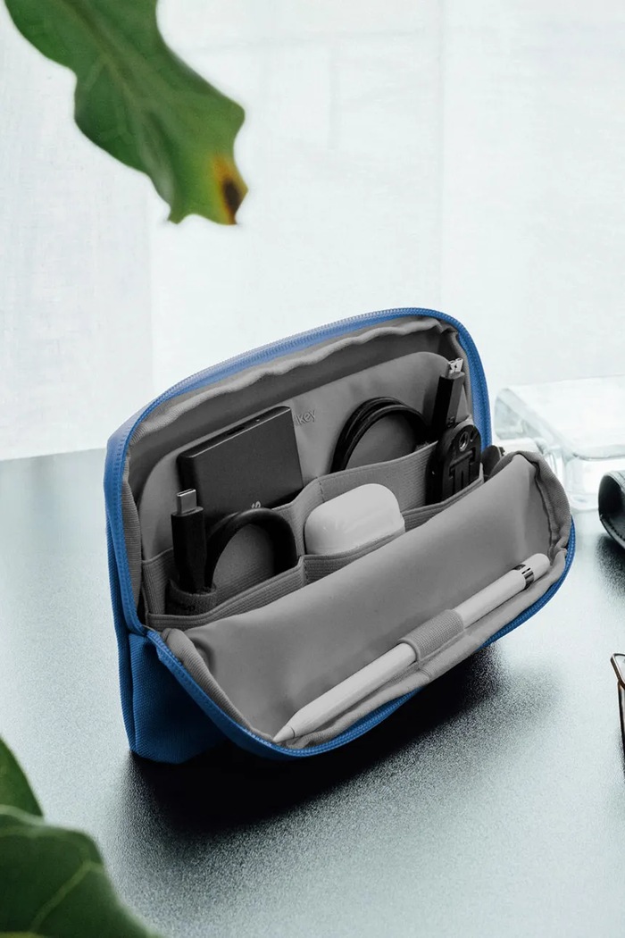 Orbitkey Organizator de călătorie 2 în 1 Tech Pouch x KonMari 23 x 14 x 8 cm WTP1.COB.109
