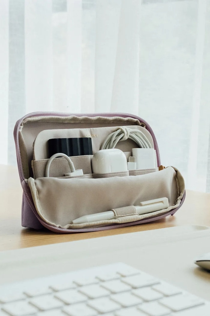 Cestovný organizér 2v1 Orbitkey Tech Pouch x KonMari 23 x 14 x 8 cm WTP1.LIL.109