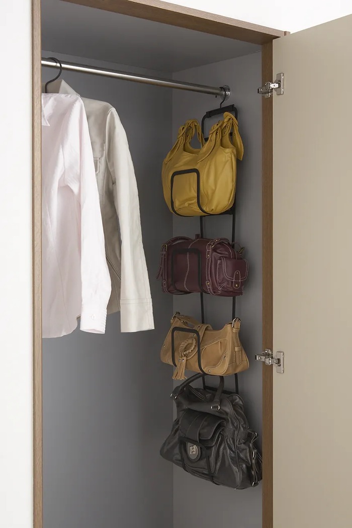 Organizator za torbice Yamazaki Chain 19 x18 x 113-137 cm 6509 črna