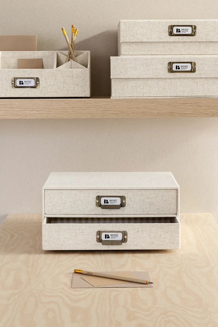 Bigso Box of Sweden organizer na biurko Birger 33 x 25,5 x 14,5 cm 9431N6073.99 beżowy