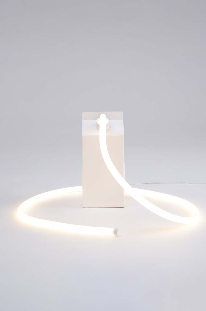 Всекидневна и спалня Led лампа Seletti Daily Glow Milk 15351. бял