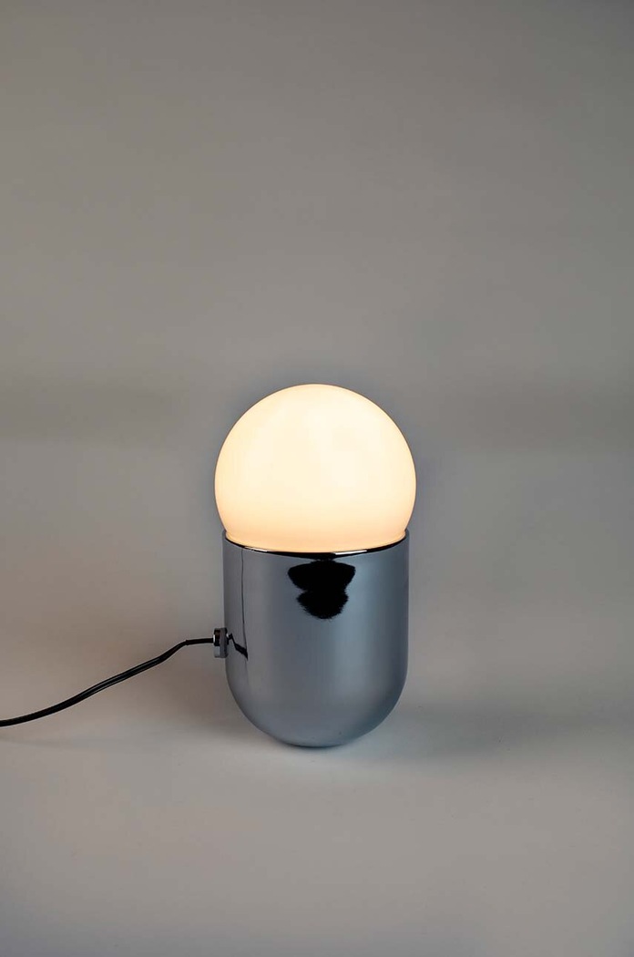 Stolná lampa Zuiver Gio sivá 5200105