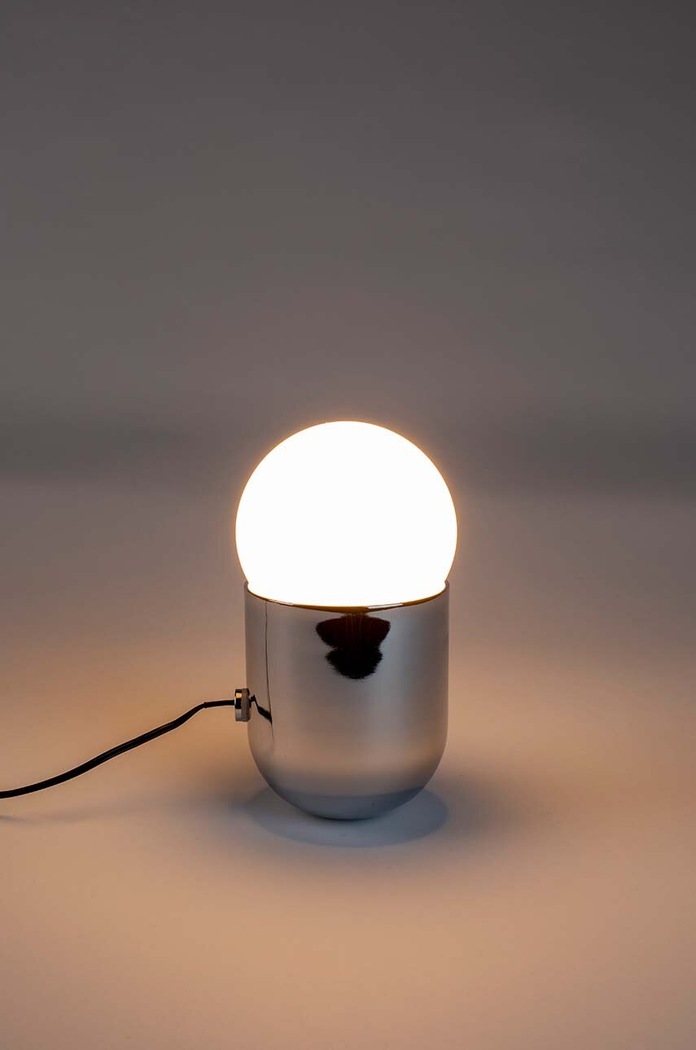 Stolná lampa Zuiver Gio 5200105 sivá