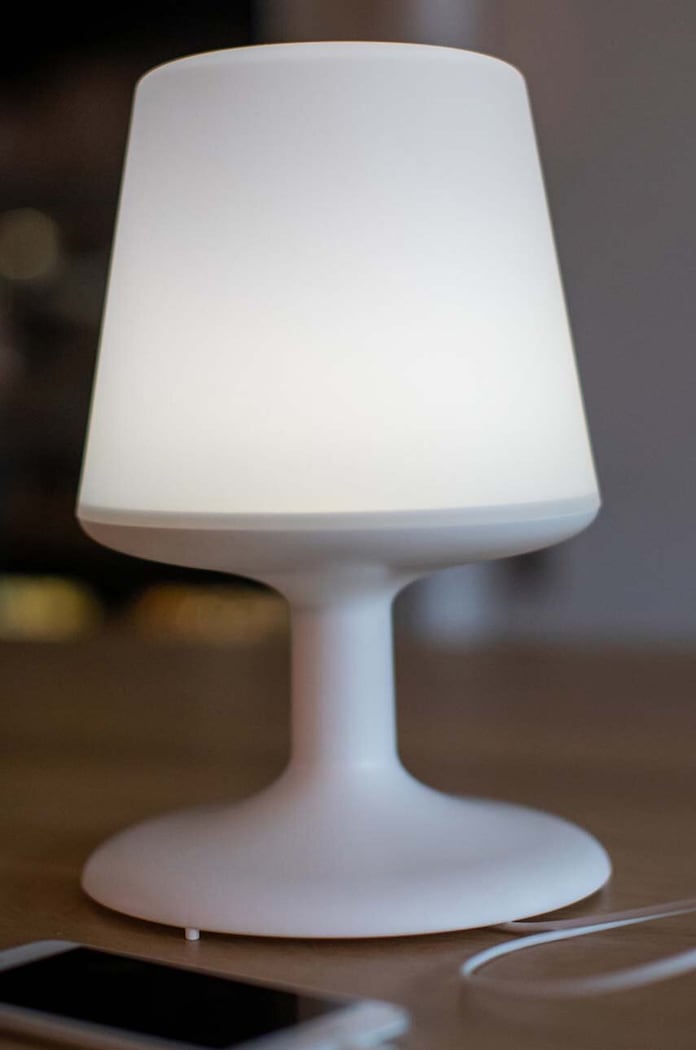 Obývací pokoj a ložnice Bezdrátová stolní lampa Koziol 3799525 bílá