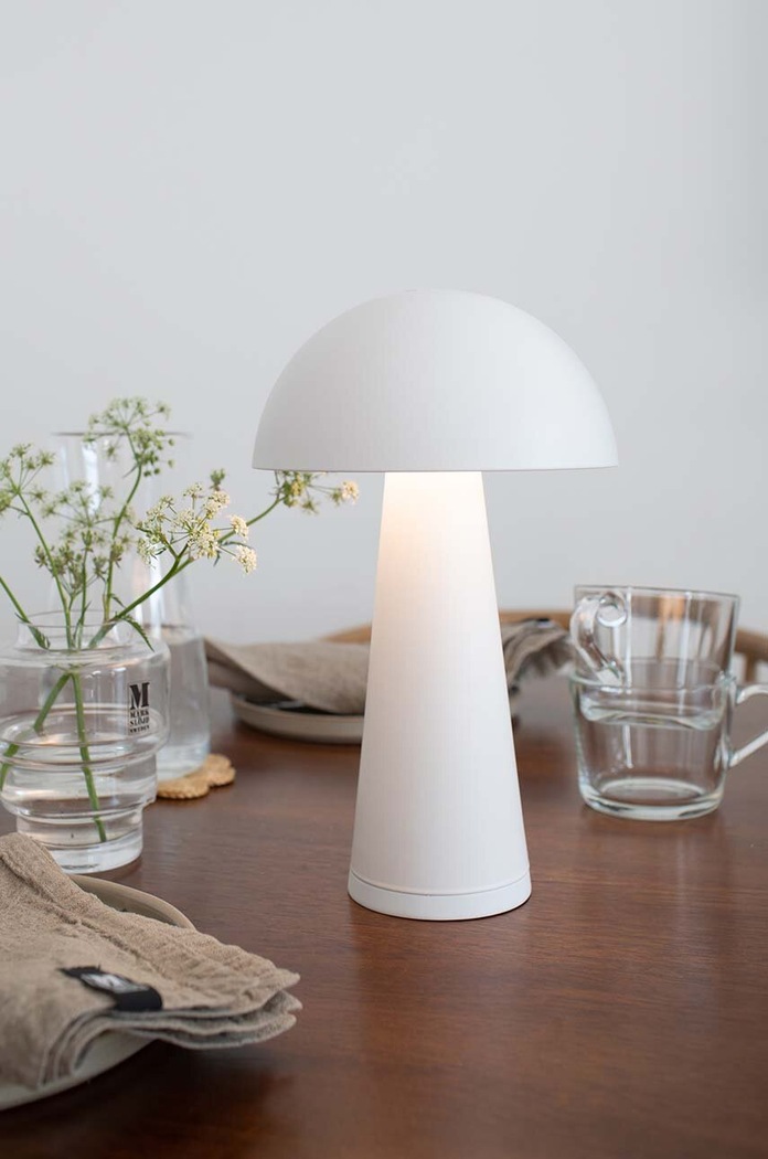 Bezdrátová stolní lampa Markslöjd Fungi 108656 bílá AA00