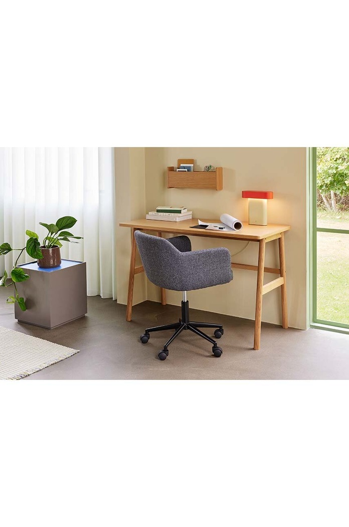 Namizna lučka Hübsch Sleek Table Lamp 961903 pisana
