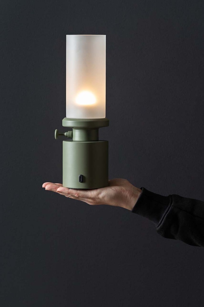 Leitmotiv lampada da tavolo wireless a led Camp LED multicolore LM2224GR