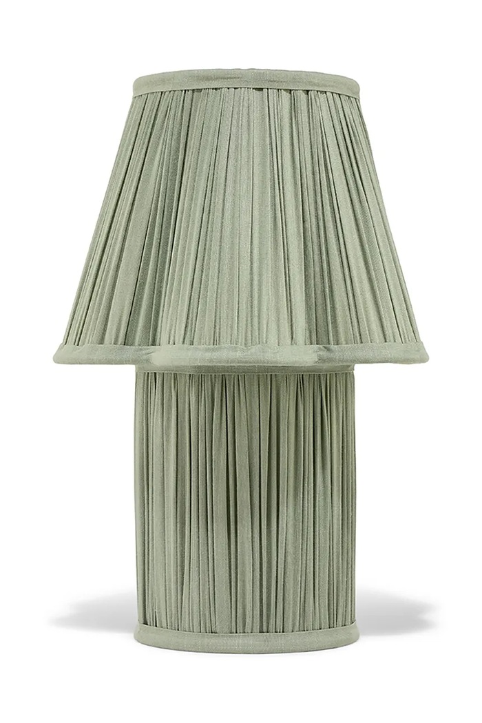Επιτραπέζιο φωτιστικό Doing Goods Myra Lamp Small Silk S πράσινο 1.20.60.010.060.1