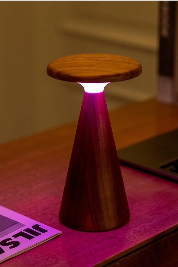 Bezdrátová stolní LED lampa Gingko Design Sylva Large 21 cm G056L.WT hnědá