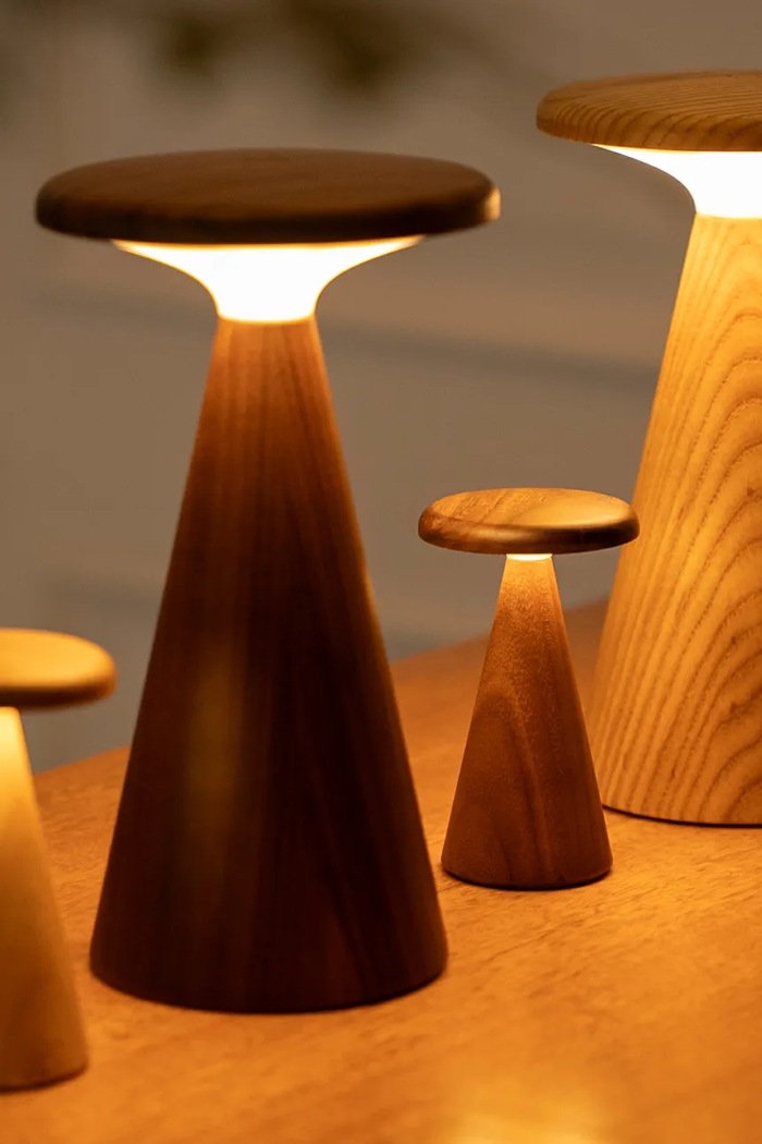 Bezdrátová stolní LED lampa Gingko Design Sylva Small 14 cm hnědá G056M.WT
