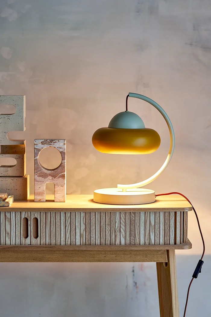 Stolní lampa Bloomingville Bubble 27 x 34,5 x 27 cm 82063025 žlutá