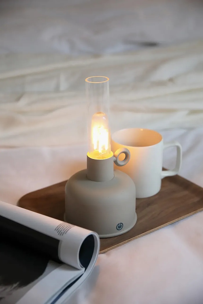 Dnevni boravak i spavaća soba Bežična led stolna svjetiljka Markslöjd Astrid 22 x 11 cm 108921 bež