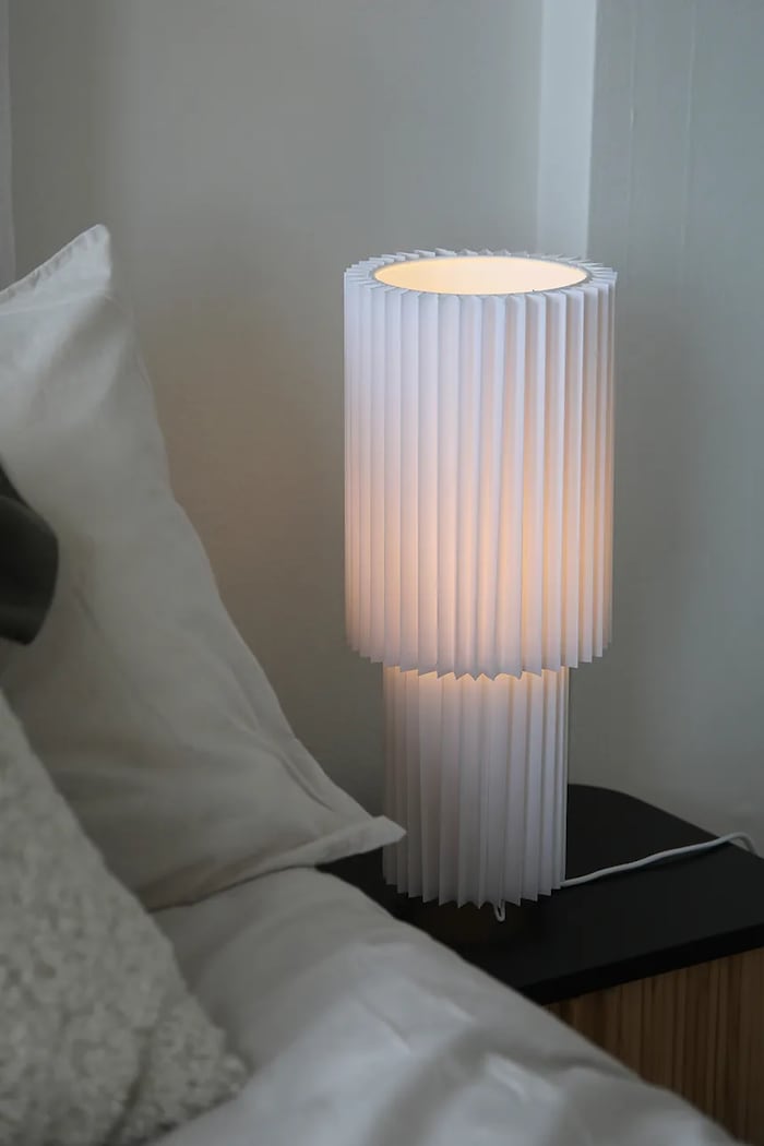 Stolná lampa Markslöjd Catis 19 x 45 cm 108897 biela