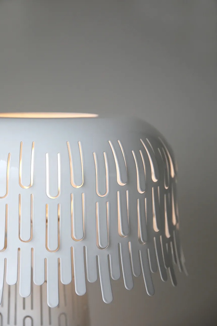 Stolná lampa Markslöjd Verbera 26,5 x 38 cm 109006 biela