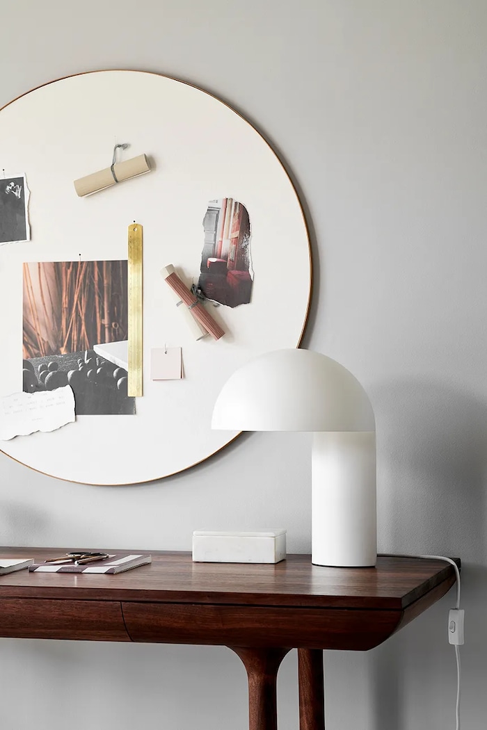 Obývacia izba a spálňa Gejst lampa stolná z nehrdzavejúcej ocele 28 x 40 cm G40101 biela