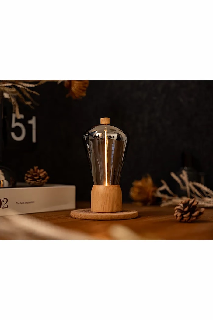 Obývacia izba a spálňa Gingko Design lampa LED zo skla 6,8 x 6,8 x 12,7 cm G088AH béžová
