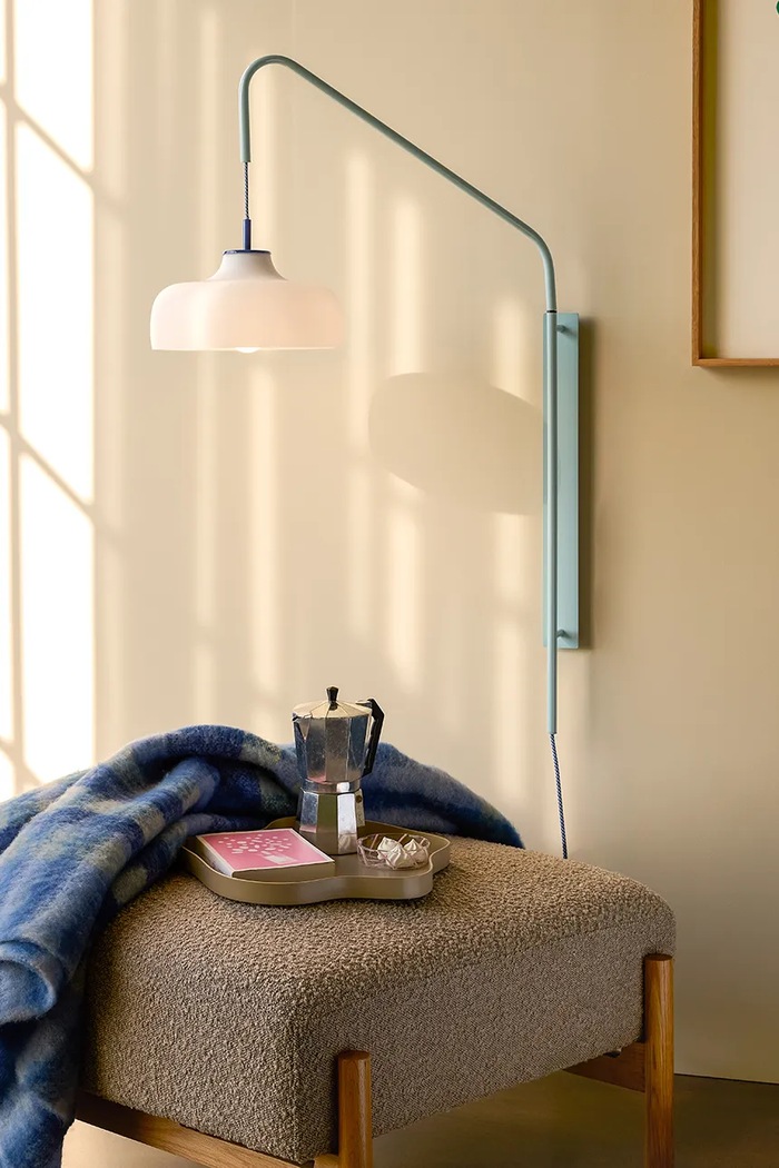Hübsch Lampa ścienna z żelaza 71 x 30 x 111 cm 962102 niebieski AA00