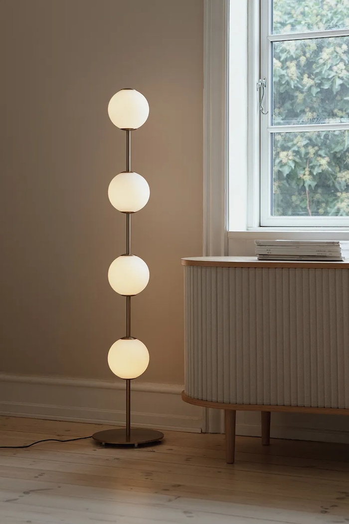 Umage Lampa podłogowa z metalu Audrey 2257 żółty AA00